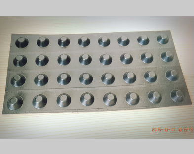朝阳市高密度聚乙烯土工膜蓄排水板 - 价格